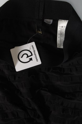Пола H&M Divided, Размер XS, Цвят Черен, Цена 6,59 лв.