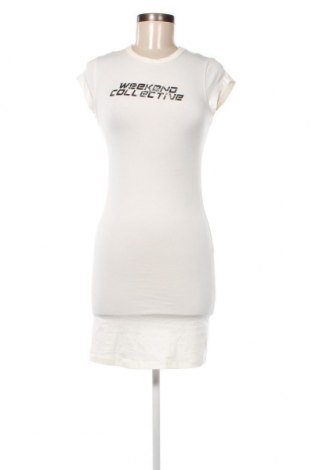 Φόρεμα ASOS, Μέγεθος M, Χρώμα Εκρού, Τιμή 52,58 €