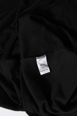 Φόρεμα Atmos & Here, Μέγεθος S, Χρώμα Μαύρο, Τιμή 21,03 €