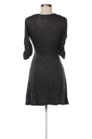 Kleid Edc By Esprit, Größe XS, Farbe Grau, Preis 1,89 €