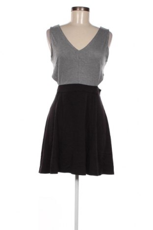 Kleid H&M Divided, Größe M, Farbe Mehrfarbig, Preis 6,46 €
