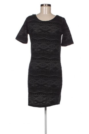 Kleid ONLY, Größe M, Farbe Mehrfarbig, Preis 2,92 €