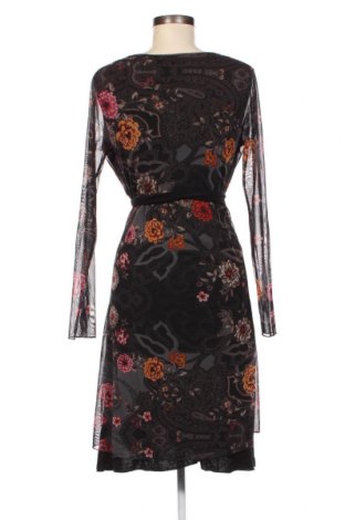 Kleid Vestino, Größe M, Farbe Mehrfarbig, Preis 14,20 €