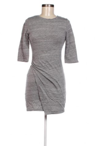 Kleid Zara Trafaluc, Größe S, Farbe Grau, Preis 3,01 €
