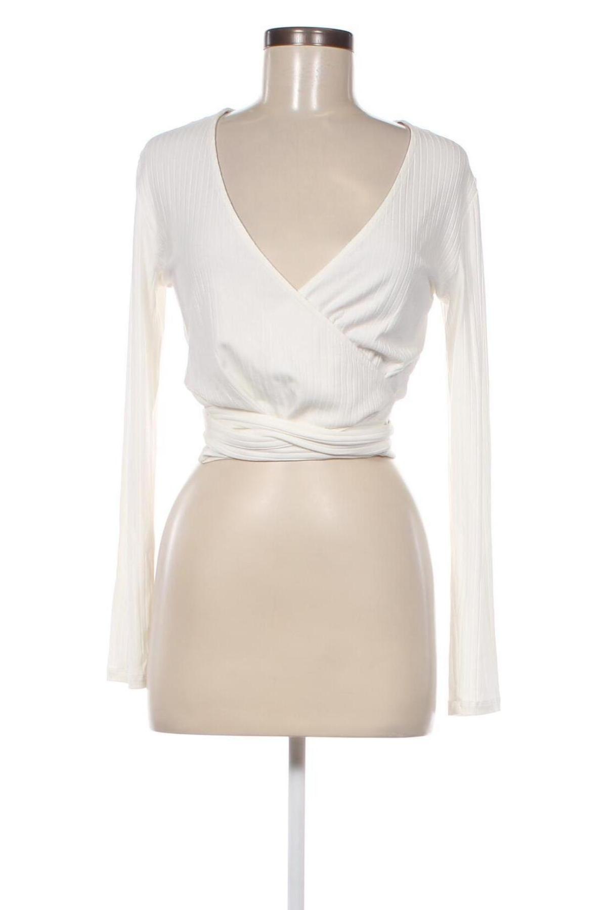 Damen Shirt Edited, Größe M, Farbe Weiß, Preis 3,71 €