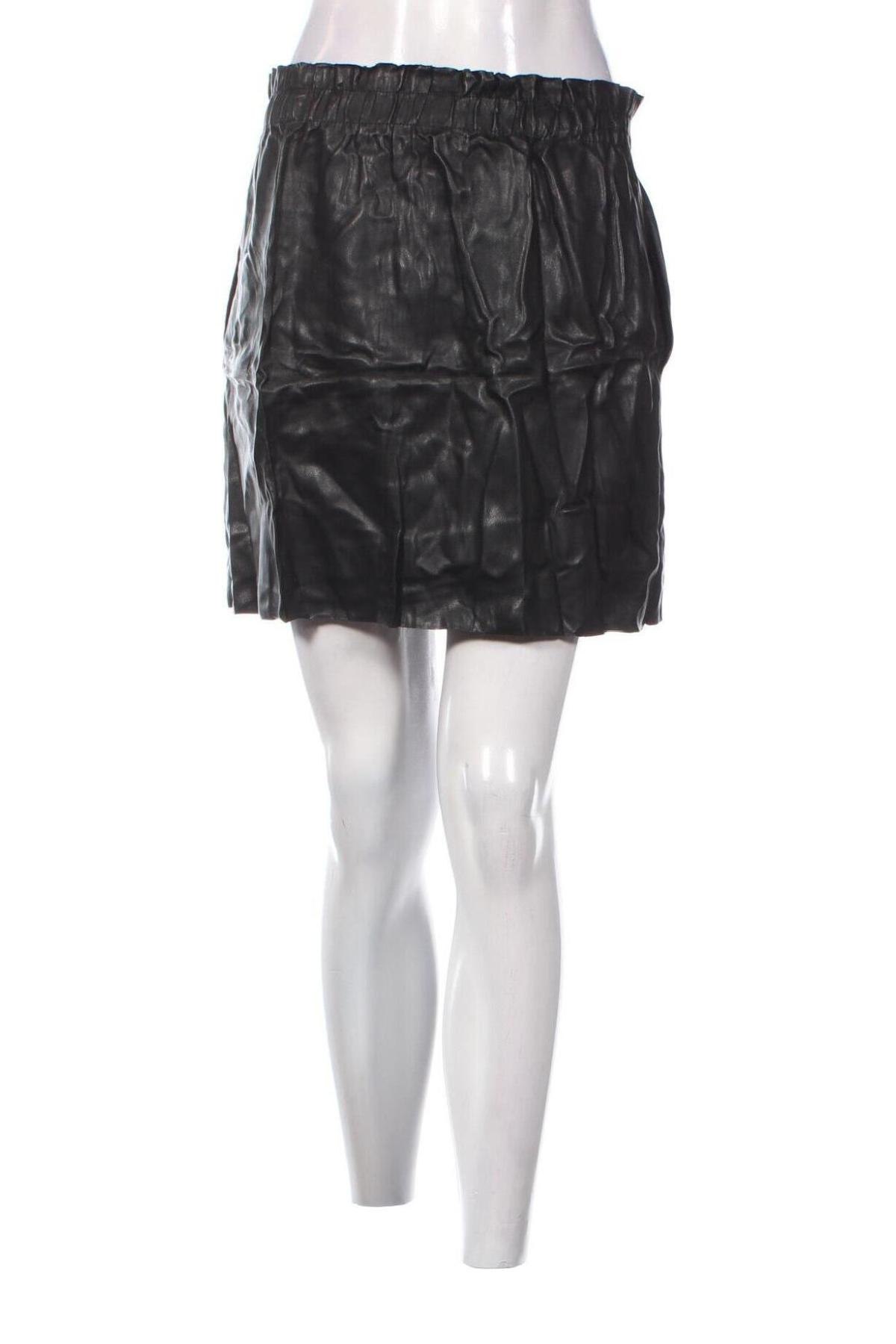 Kožená sukně  Zara, Velikost M, Barva Černá, Cena  48,00 Kč
