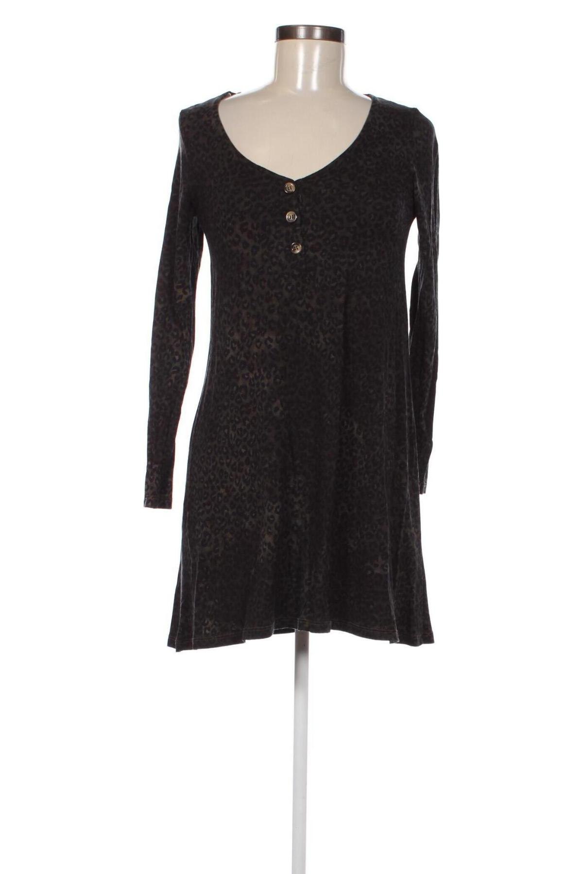 Kleid Pull&Bear, Größe S, Farbe Grün, Preis 4,44 €