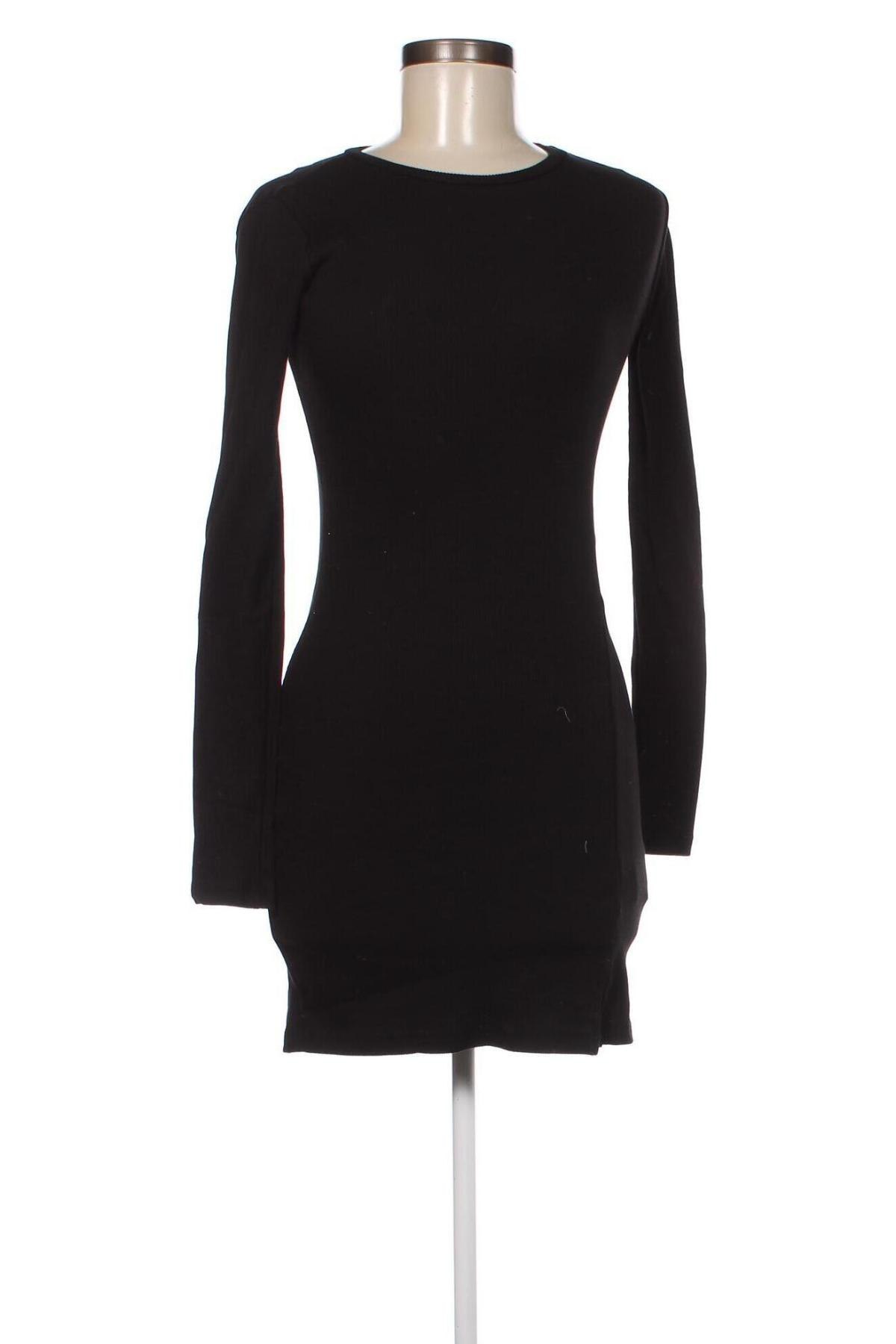 Φόρεμα Pull&Bear, Μέγεθος L, Χρώμα Μαύρο, Τιμή 7,82 €
