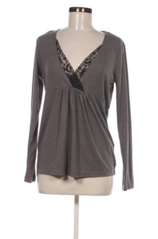 Damen Shirt Mamalicious, Größe M, Farbe Grau, Preis € 9,55