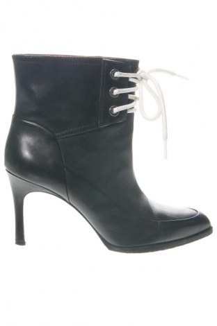 Botine de damă 3.1 Phillip Lim, Mărime 39, Culoare Negru, Preț 1.067,27 Lei