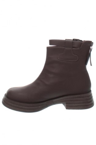 Botine de damă Fashion, Mărime 37, Culoare Maro, Preț 158,00 Lei