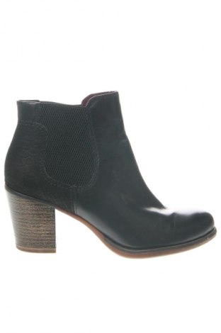 Botine de damă Tamaris, Mărime 38, Culoare Negru, Preț 189,52 Lei