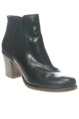 Botine de damă Tamaris, Mărime 38, Culoare Negru, Preț 189,52 Lei