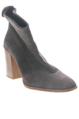 Damen Stiefeletten Zara, Größe 38, Farbe Grau, Preis 48,87 €