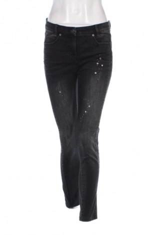 Damen Jeans Apricciani, Größe M, Farbe Schwarz, Preis 25,49 €