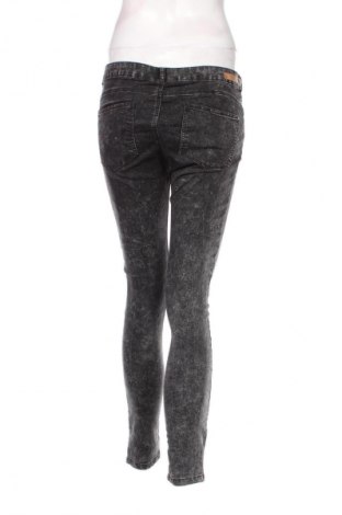 Damen Jeans Bershka, Größe M, Farbe Grau, Preis 14,83 €