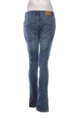 Damskie jeansy Bershka, Rozmiar M, Kolor Niebieski, Cena 92,99 zł