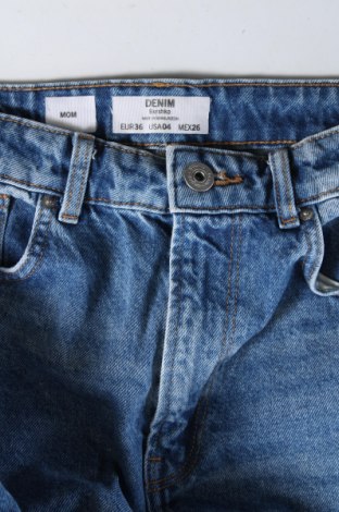 Damskie jeansy Bershka, Rozmiar S, Kolor Niebieski, Cena 92,99 zł