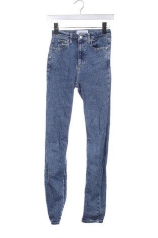 Dámske džínsy  Calvin Klein Jeans, Veľkosť XXS, Farba Modrá, Cena  34,78 €