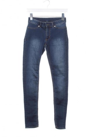 Damskie jeansy Cheap Monday, Rozmiar XS, Kolor Niebieski, Cena 21,99 zł