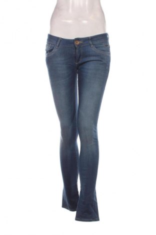 Damen Jeans Cross, Größe M, Farbe Blau, Preis 21,00 €