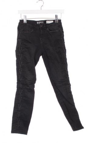 Damskie jeansy Denim 1982, Rozmiar XS, Kolor Czarny, Cena 20,99 zł