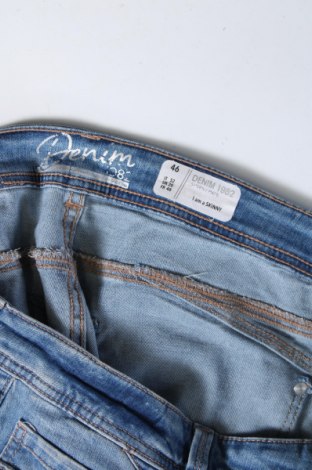 Дамски дънки Denim 1982, Размер L, Цвят Син, Цена 14,49 лв.