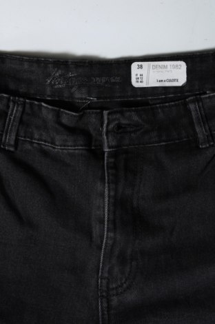 Γυναικείο Τζίν Denim Co., Μέγεθος M, Χρώμα Μαύρο, Τιμή 17,99 €