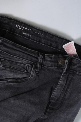 Damen Jeans Noisy May, Größe M, Farbe Grau, Preis € 13,49