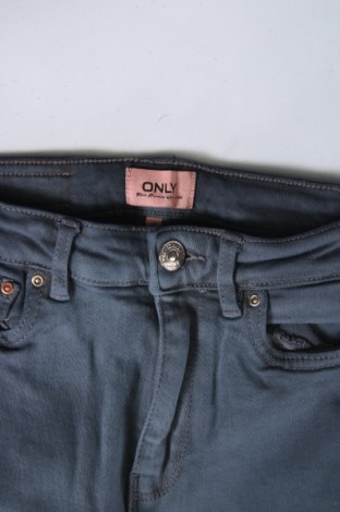 Damskie jeansy ONLY, Rozmiar XXS, Kolor Niebieski, Cena 42,99 zł