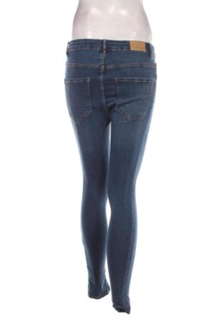 Damskie jeansy Perfect Jeans By Gina Tricot, Rozmiar S, Kolor Niebieski, Cena 76,40 zł