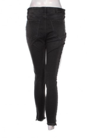 Damen Jeans Stradivarius, Größe L, Farbe Schwarz, Preis € 8,49