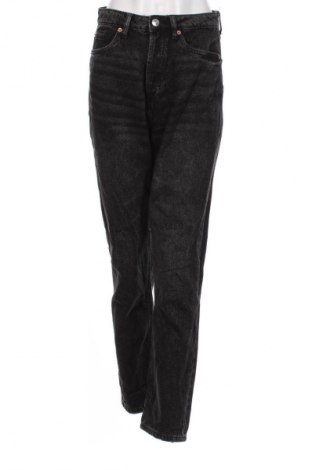 Blugi de femei Stradivarius, Mărime S, Culoare Negru, Preț 48,99 Lei