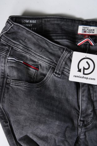 Dámske džínsy  Tommy Hilfiger, Veľkosť S, Farba Sivá, Cena  46,95 €