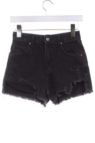 Damen Shorts Bershka, Größe XS, Farbe Grau, Preis 9,62 €