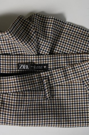 Дамски къс панталон Zara, Размер M, Цвят Многоцветен, Цена 19,55 лв.