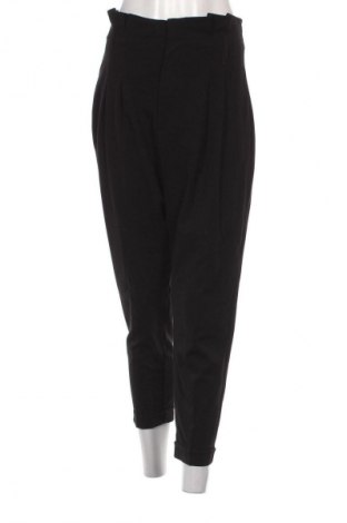 Pantaloni de femei Bershka, Mărime M, Culoare Negru, Preț 95,99 Lei