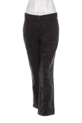 Pantaloni de femei Bexleys, Mărime L, Culoare Maro, Preț 27,99 Lei