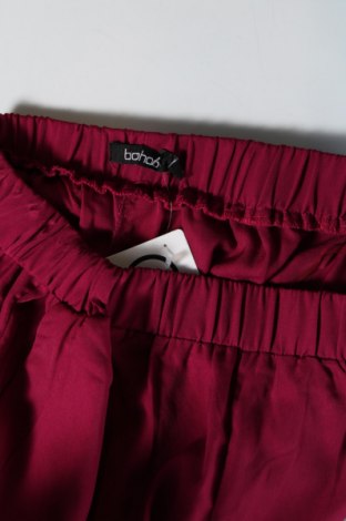 Damenhose Boohoo, Größe M, Farbe Rot, Preis 15,00 €