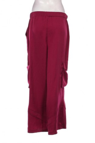 Damenhose Boohoo, Größe M, Farbe Rot, Preis 15,00 €