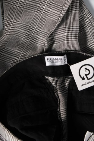 Damskie spodnie Pull&Bear, Rozmiar M, Kolor Kolorowy, Cena 66,67 zł