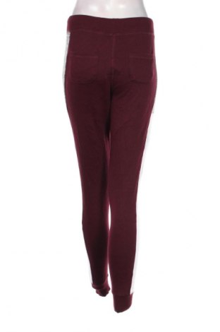 Pantaloni trening de femei Fashion nova, Mărime M, Culoare Multicolor, Preț 151,99 Lei