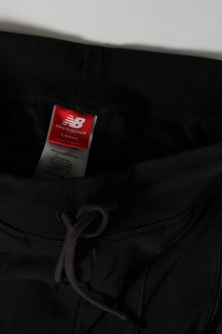 Dámske tepláky New Balance, Veľkosť L, Farba Čierna, Cena  21,00 €