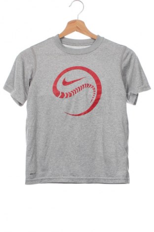 Kinder T-Shirt Nike, Größe 7-8y/ 128-134 cm, Farbe Mehrfarbig, Preis € 13,81