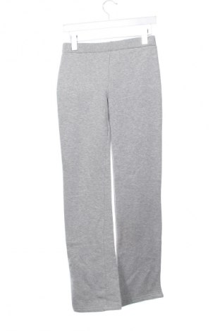 Pantaloni pentru copii Reebok, Mărime 12-13y/ 158-164 cm, Culoare Gri, Preț 67,99 Lei