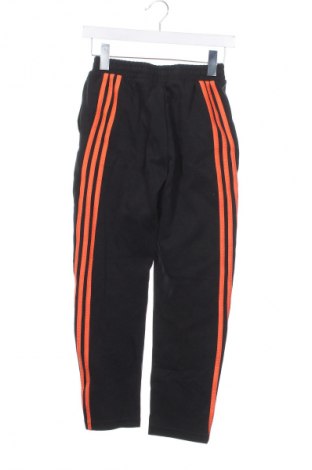 Dětské tepláky Adidas, Velikost 10-11y/ 146-152 cm, Barva Černá, Cena  399,00 Kč