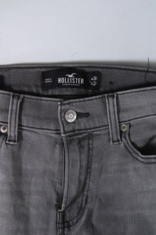 Herren Jeans Hollister, Größe S, Farbe Grau, Preis € 17,49