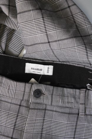 Pánske nohavice  Pull&Bear, Veľkosť XS, Farba Viacfarebná, Cena  22,45 €