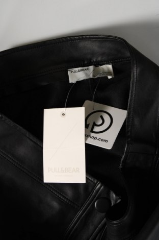 Rock Pull&Bear, Größe L, Farbe Schwarz, Preis € 15,86