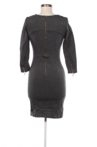 Kleid Berna, Größe S, Farbe Grau, Preis € 15,99